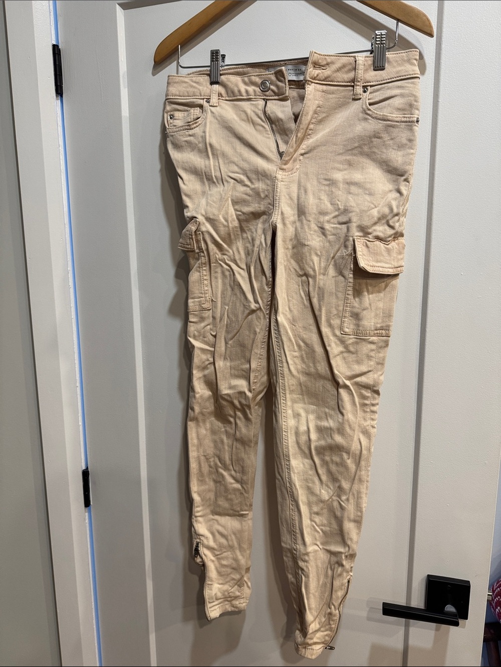 Primark Women's Skinny Cargo Jeans in Light Beige